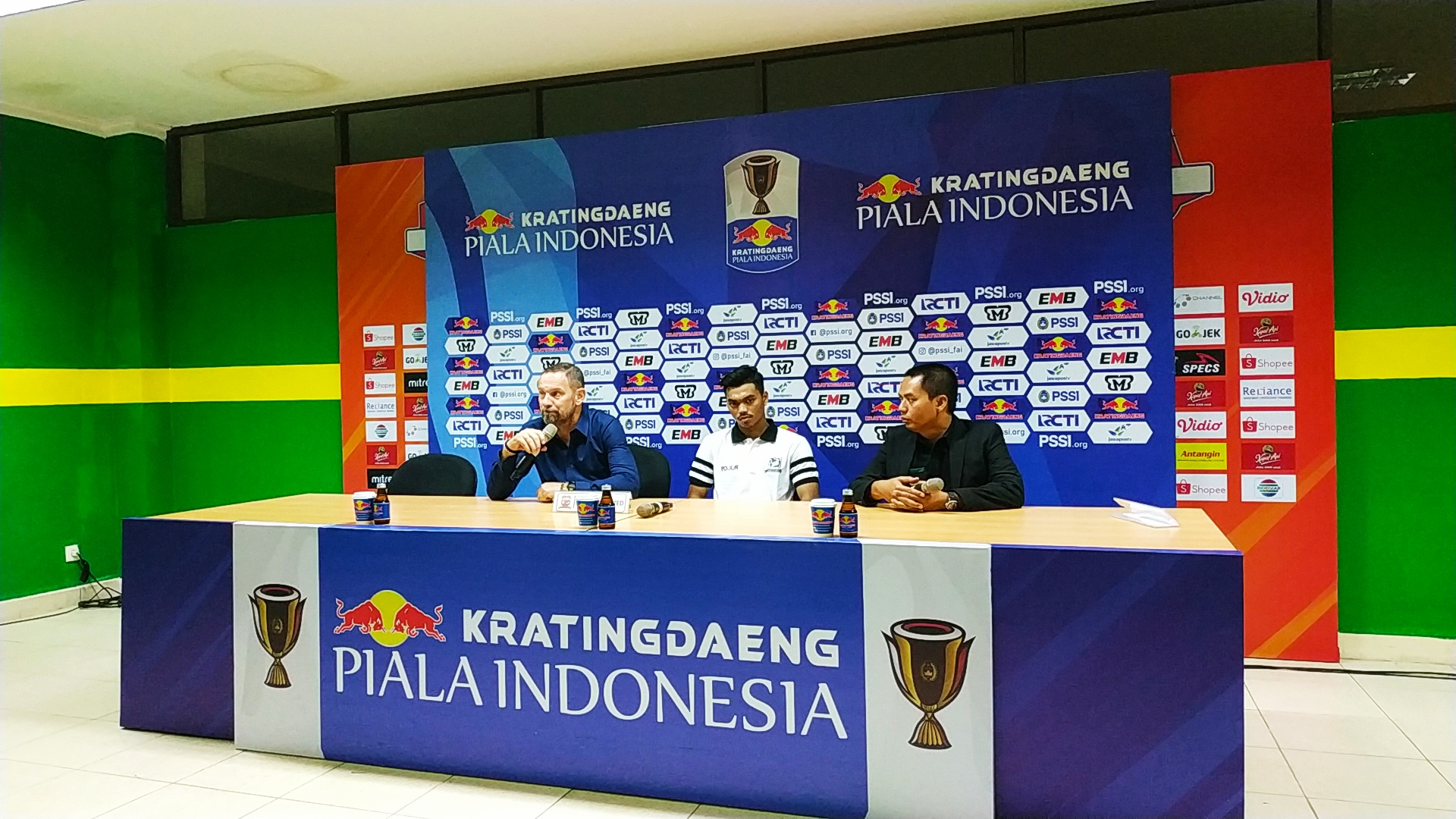 Piala Indonesia: Pelatih Madura United Sayangkan Ulah Oknum Pendukung Persebaya