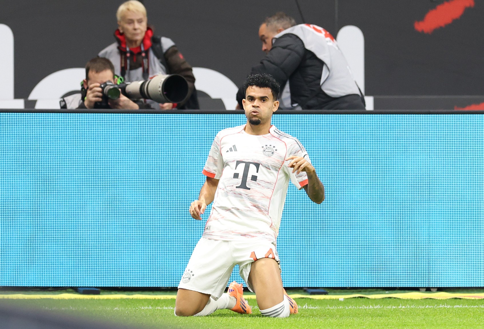 Luis Diaz Gacor bersama Bayern Munchen, Liverpool Bikin Blunder?