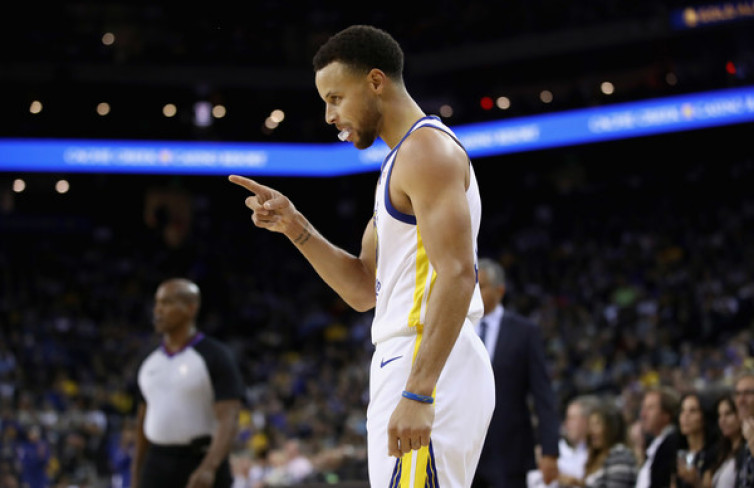 Hasil NBA: Curry Cetak 57 Poin, Warriors Tetap Kalah