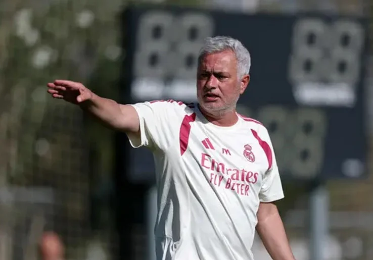 Jose Mourinho Kembali Melatih Real Madrid, Keputusan Manajemen Los Blancos Dipertanyakan
