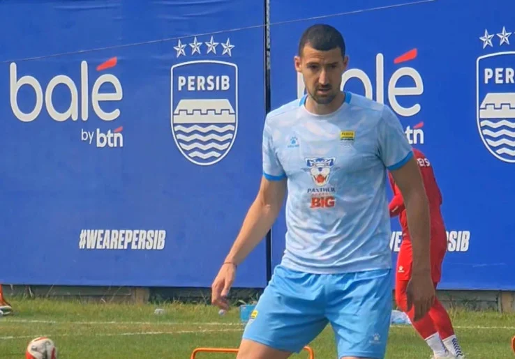 Balsa Sekulic Blak-blakan soal Persib, Bobotoh Bikin Striker Montenegro Terpukau