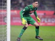 AC Milan Siap Jadikan Kiper Napoli sebagai Pengganti Donnarumma