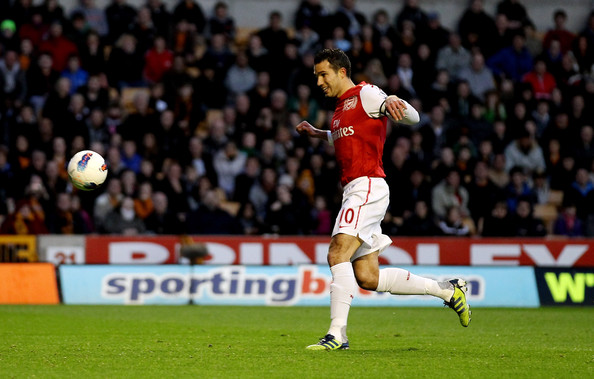 Permintaan Maaf Robin Van Persie untuk Fans Arsenal