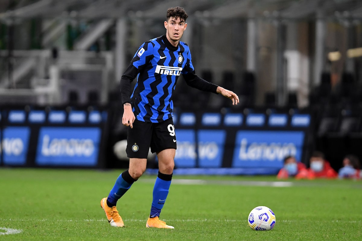 Inter Milan Tolak Tawaran Fantastis Manchester City untuk Bek Mudanya