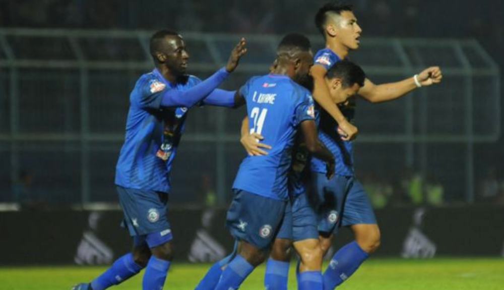 Arema FC 3-1 Persipura Jayapura: Singo Edan Obati Kekecewaan Aremania