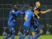 Arema FC 3-1 Persipura Jayapura: Singo Edan Obati Kekecewaan Aremania