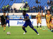 Michael Essien Ucapkan Selamat kepada Persib Usai Menang Lawan Persija