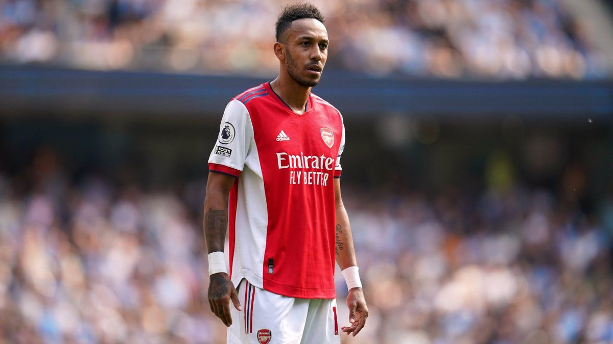 Barcelona di Antara Aubameyang dan Cavani
