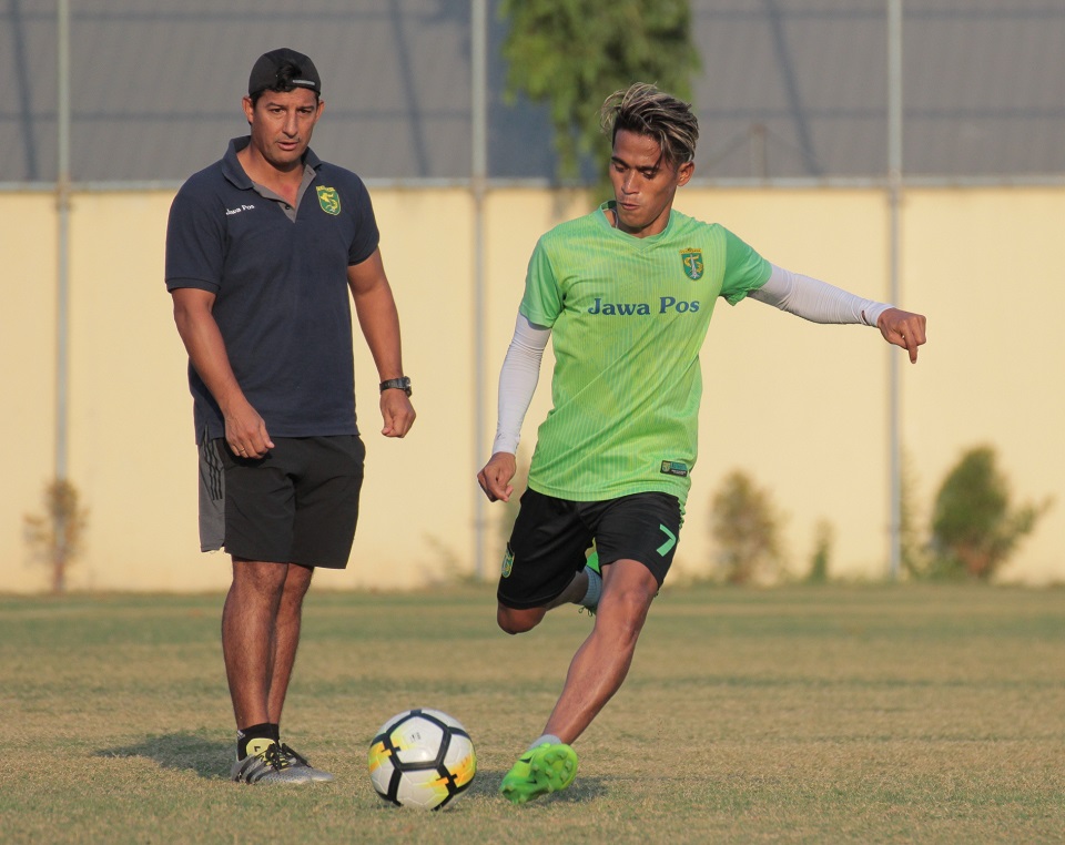 Dibuang Persebaya, Saimima Resmi Gabung Perseru