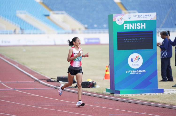 Cerita di Balik Pesan Mengharukan Peraih Medali Emas Marathon Odekta Elvina