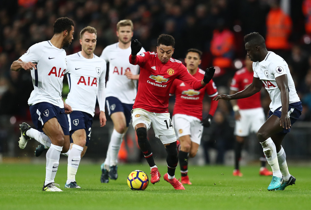 Bermain di Wembley, Davies Yakin Tottenham Dapat Taklukkan Man United di Semifinal Piala FA