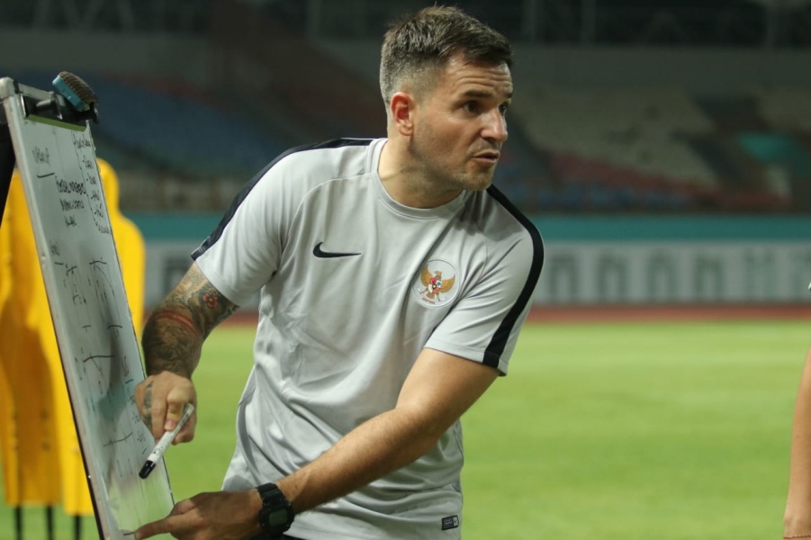 Simon Mcmenemy Hanya Bawa 21 Pemain untuk Perkuat Timnas Indonesia Kontra Yordania