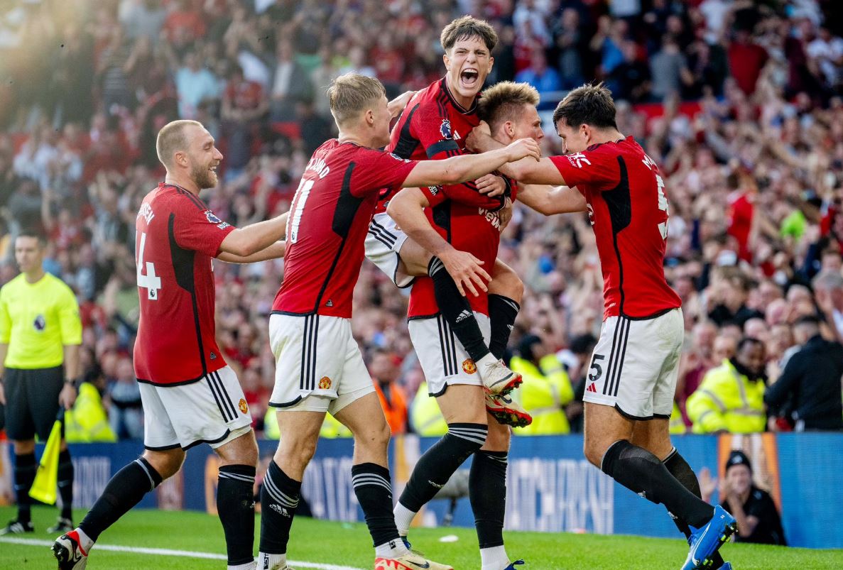 Manchester United 2-1 Brentford, Titik Balik Red Devils