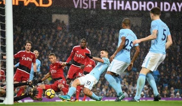 Man City 3-1 Watford: The Citizens 15 Poin di Atas MU