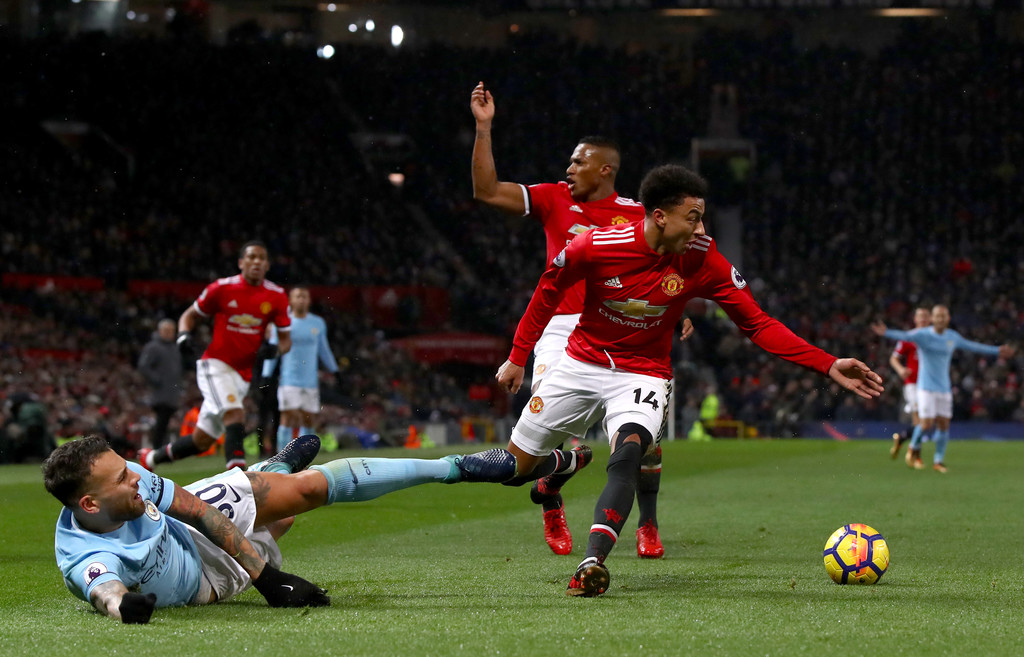 Man United Diharapkan Ibra Dapat Menunda Titel Premier League Man City