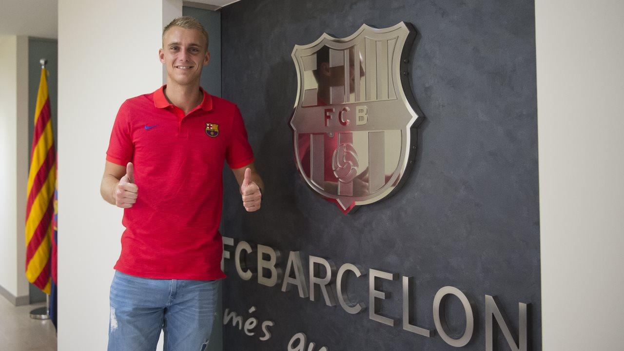 Cillessen Resmi Gabung Barcelona