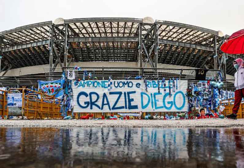 Napoli Resmikan Stadion Diego Armando Maradona