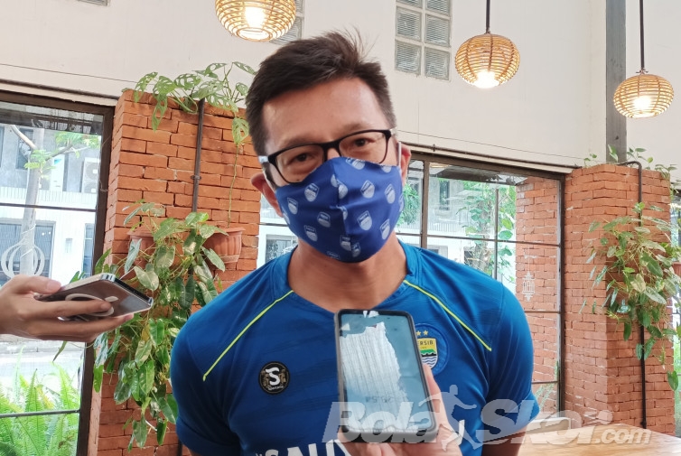 Sejumlah Pemain Jepang Dirumorkan, Direktur Persib Beri Tanggapan