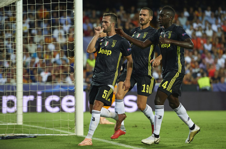 Valencia 0-2 Juventus, Dua Penalti Pjanic dan Kartu Merah Ronaldo Warnai Kemenangan Si Nyonya Tua