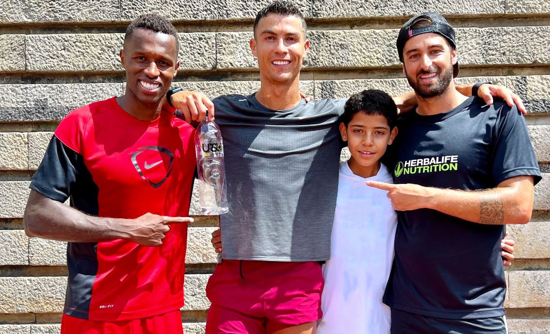 Alih-alih Hengkang, Cristiano Ronaldo Berpeluang Teken Kontrak Baru di Manchester United