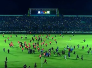 Pertandingan Arema Vs Persib Dihentikan pada Injury Time karena Suporter Masuk ke dalam Lapangan