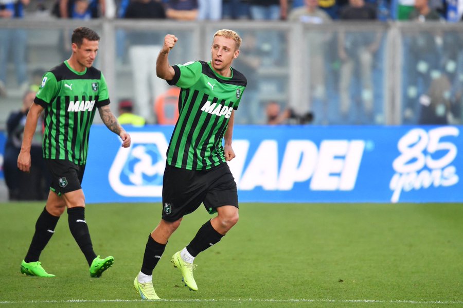 Terpincut Davide Frattesi, Manchester United Kirim Utusan ke Italia