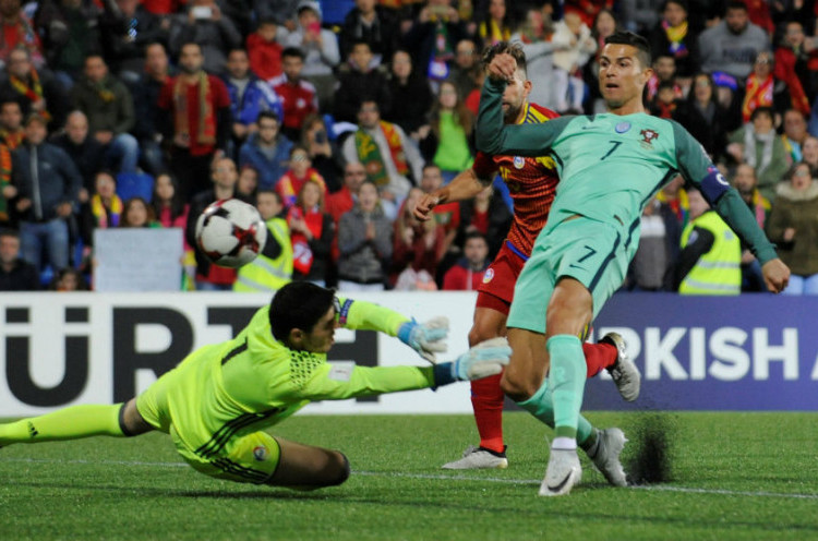 'Super-sub' Ronaldo Jaga Peluang Portugal