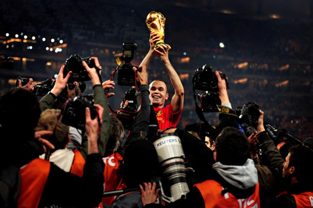 Andres Iniesta, Bocah Pemalu, Depresi, dan Ballon d'Or 