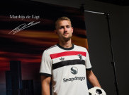 Matthijs de Ligt dan Noussair Mazraoui Reuni dengan Erik ten Hag, Ajax Amsterdam: Manchester is Red