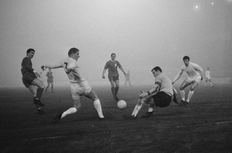Nostalgia - Ketika Ajax Rinus Michels Mengejutkan Liverpool Bill Shankly pada 1966
