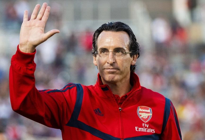 Setahun Pemecatan Unai Emery, Arsenal 'Jalan di Tempat'