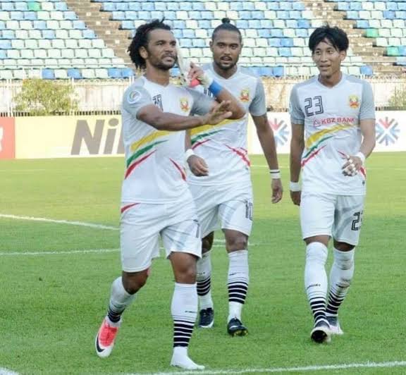 Hedipo Gustavo Merespons Isu Transfer ke Arema FC