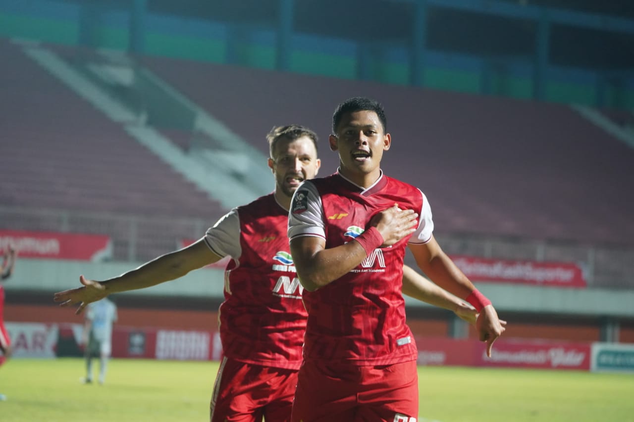 Alasan Pelatih Persija Lebih Memilih Taufik Hidayat ketimbang Marko Simic