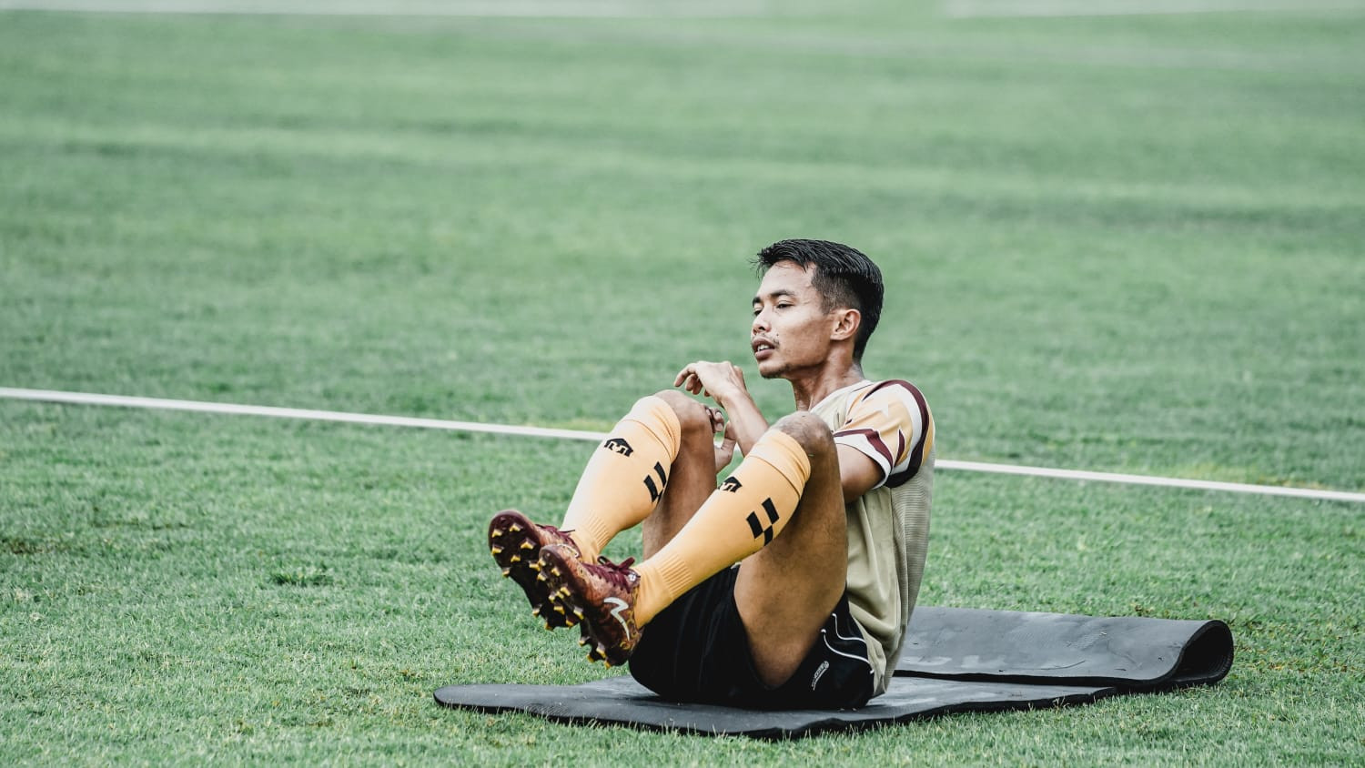Bhudiar Tak Anggap Dias Angga Pesaing di Dewa United FC