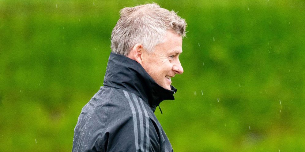 Manchester United Disarankan Tidak Pecat Solskjaer