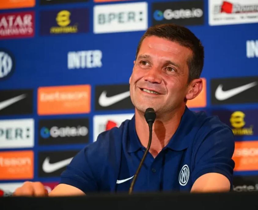  Cristian Chivu Nantikan Aksi Dua Pemain Baru Inter Milan, Luis Henrique dan Petar Sucic