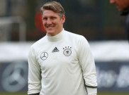 Dalam Waktu Dekat Schweinsteiger Akan Resmi Menjadi Pemain Klub Asal MLS