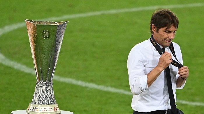 Antonio Conte yang Tak Kunjung Berjodoh dengan Trofi Kompetisi Eropa