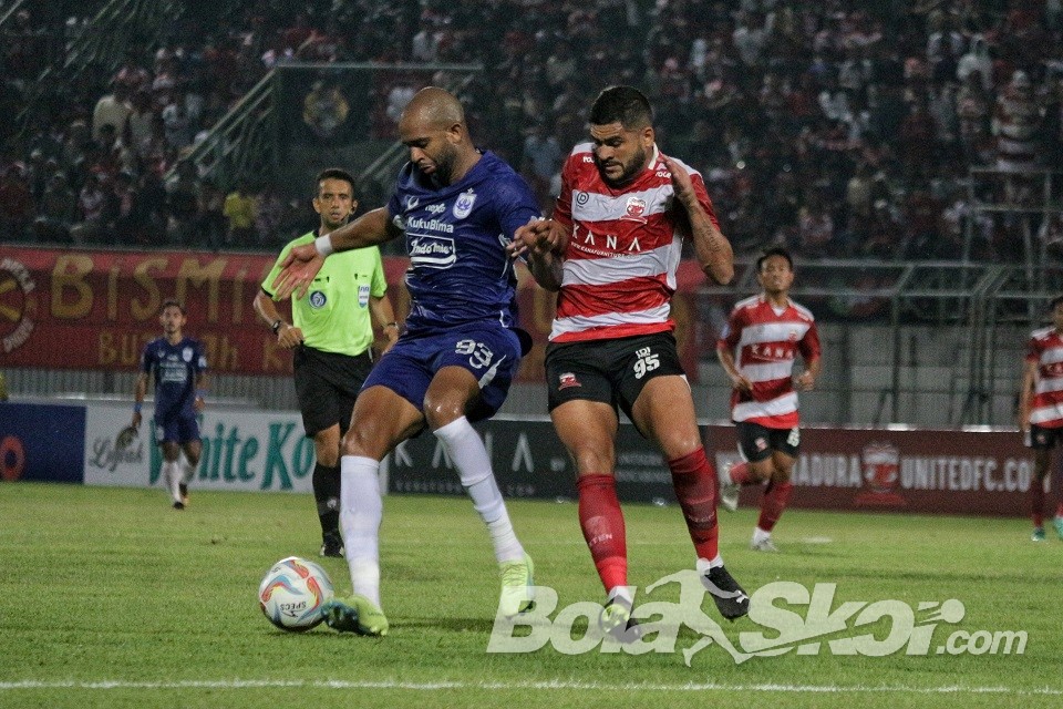 Duduk di Puncak Klasemen, Madura United Enggan Jemawa
