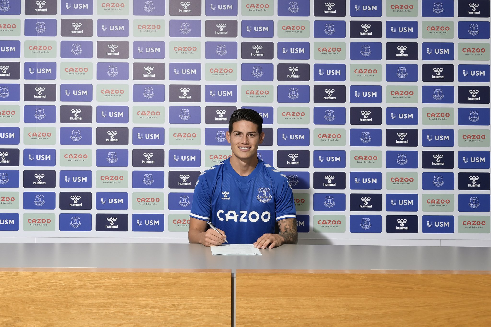 James Rodriguez Resmi Reuni dengan Carlo Ancelotti di Everton