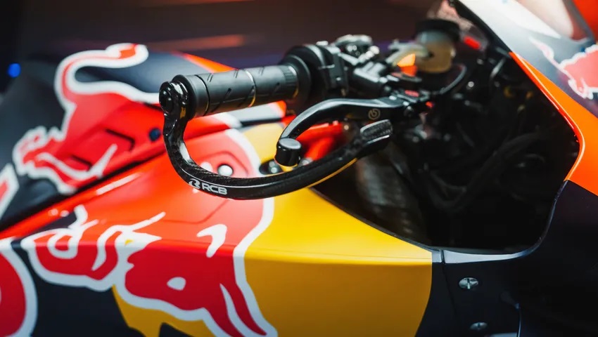 Breaking News: Vinales Putuskan Bergabung dengan KTM