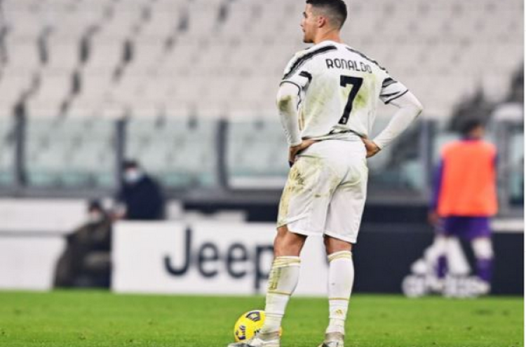 Juventus di Luar Empat Besar, Ronaldo Kambing Hitamkan Stadion Kosong