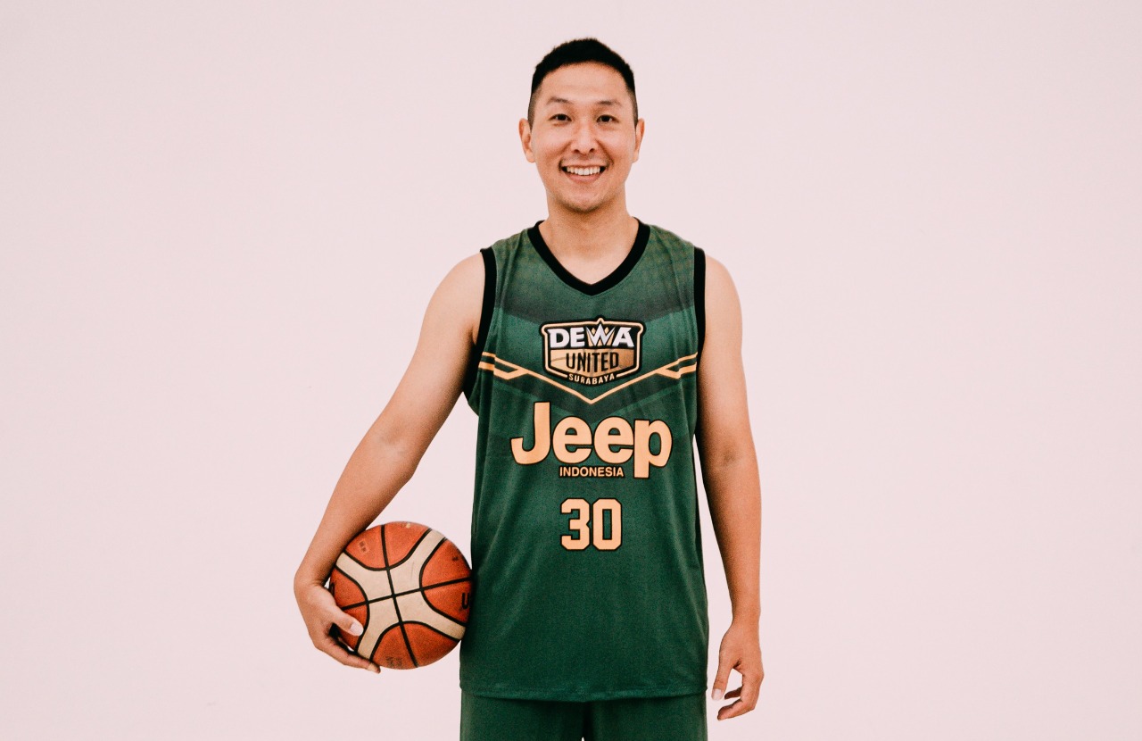 Dewa United Surabaya Bawa Xaverius Prawiro Kembali ke IBL