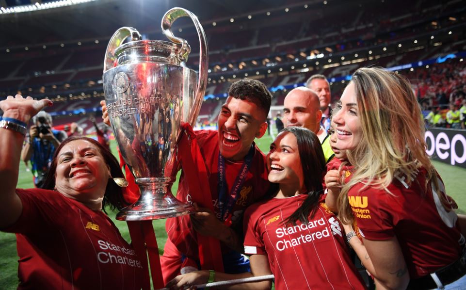 Performa Roberto Firmino: Sulit Dinilai dari Statistik, Penuh Pengorbanan untuk Liverpool