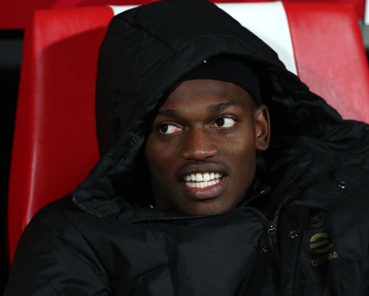 Rafael Leao, Pemain Kunci yang Menjadi Penghangat Bangku Cadangan AC Milan