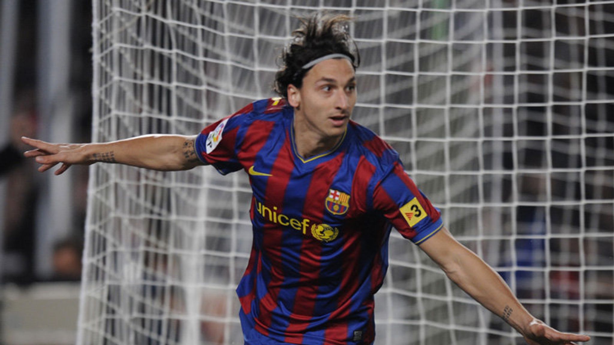 Barcelona Bikin Zlatan Ibrahimovic Kehilangan Jati Diri