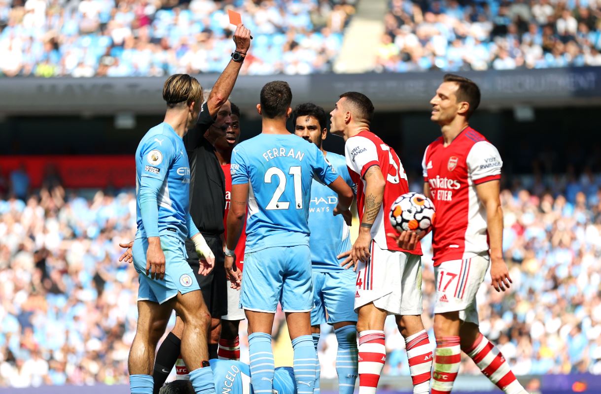 Alasan Penundaan Laga Arsenal vs Manchester City Tengah Pekan Ini