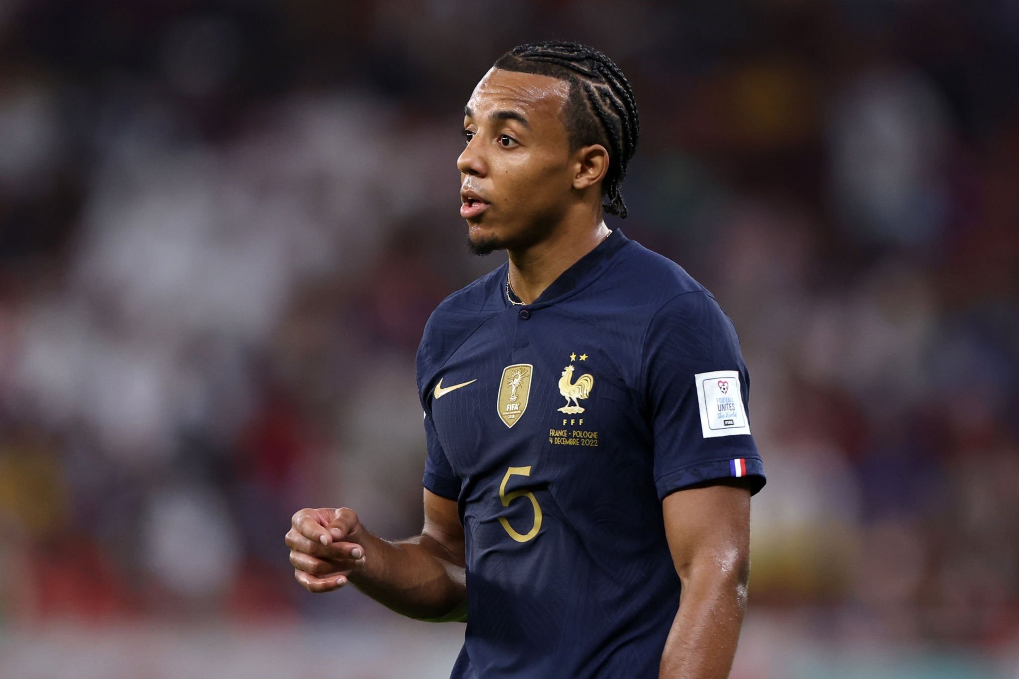 Piala Dunia 2022: Pakai Jimat, Jules Kounde Kena Semprot Didier Deschamps