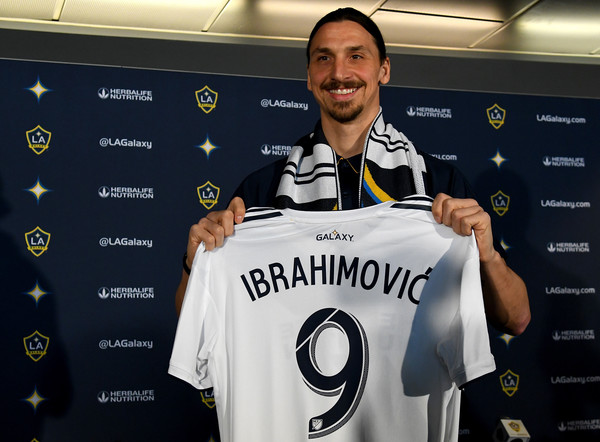 Manchester United Tak Akan Cari Pengganti Zlatan Ibrahimovic