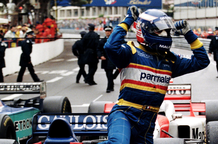 Kilas Balik Grand Prix Monaco 1996, Balapan Paling Gila Sepanjang Sejarah F1